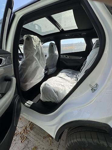 byd e9 1: Geely Galaxy Starship 7: 2026 г., 1.5 л, Автомат, Гибрид, Кроссовер — 3