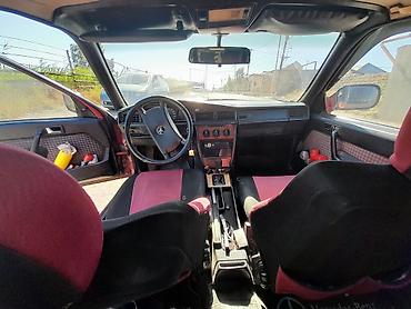 disk: Mercedes-Benz 190 (W201): 2.2 l | 1991 il Sedan — 10