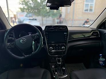 Ssangyong: Ssangyong Tivoli: 2021 г., Автомат — 4