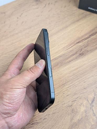 poco 5g: IPhone 16, Б/у, 128 ГБ, Графит, Кабель, 100 % — 2