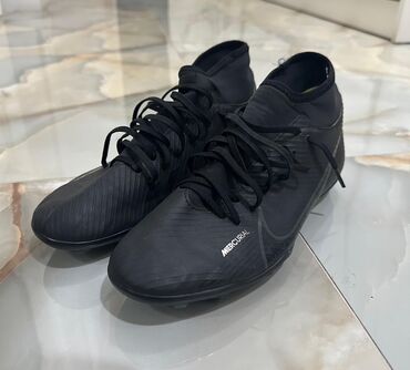 Maskalar, eynəklər: Butslar Nike, Ölçü: 42