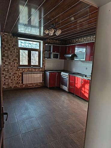 Həyət evləri və villaların satışı: 10 otaq, 155 kv. m, Orta təmir — 13