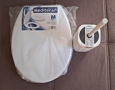 cev za wc solju: Beli komplet za WC: daska i četka. Daska je izuzetno lepog i — 9