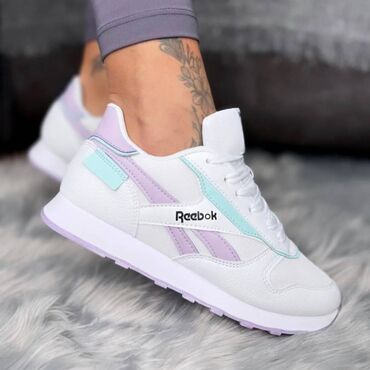 samba patike beograd: Reebok classic patike

Novo
Brojevi 36 do 41

fb Moja Kupovina 1