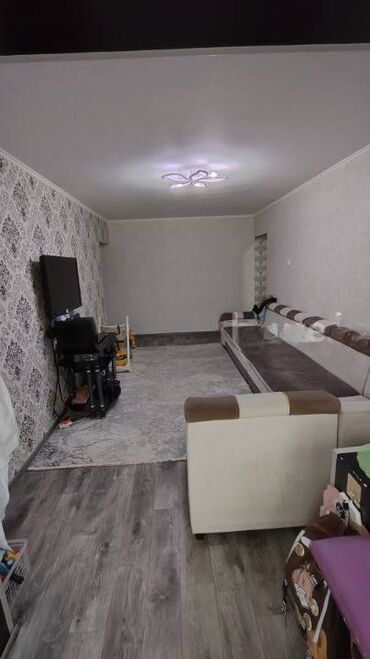 Продажа квартир: 3 комнаты, 58 м², 104 серия, 4 этаж, Евроремонт
