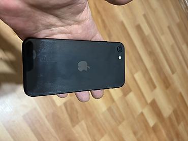 iphone 5c: IPhone SE 2020, 64 GB, Qara, Barmaq izi, Simsiz şarj — 3