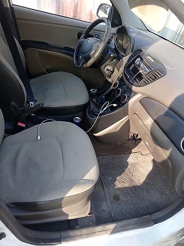 hunday i 20: Hyundai i10: 2012 г., 1.2 л, Механика, Бензин, Хэтчбэк — 5