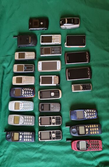 Ostali mobilni telefoni: Kolekcija starih mobilnih telefona – mešavina klasičnih modela iz — 3
