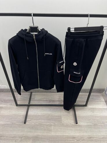 спорт буюмдары: Эркектердин спорттук костюму, XL (EU 42), Moncler, Жаңы, түсү - Кара, Акылуу жеткирүү