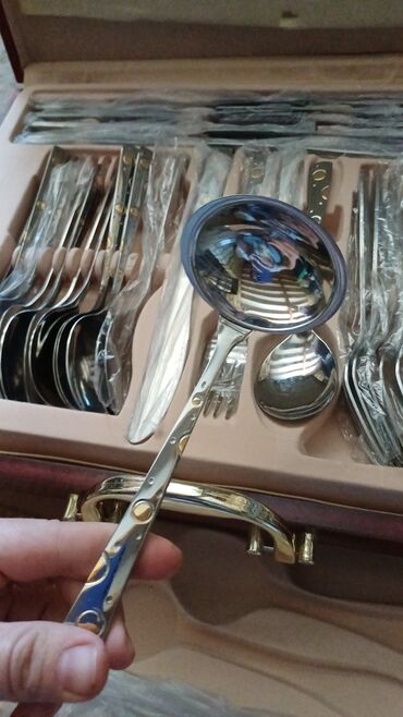 Süfrə ləvazimat dəstləri: Paslanmayan poladdan stolüstü dəst – futlyarlı - Komplekt: bıçaq — 3