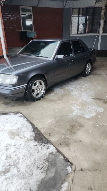 Mercedes-Benz: Mercedes-Benz E-Class: 1994 г., 2.8 л, Автомат, Бензин