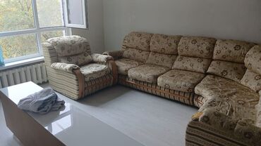 румынская мебель: Продается уголок диван
