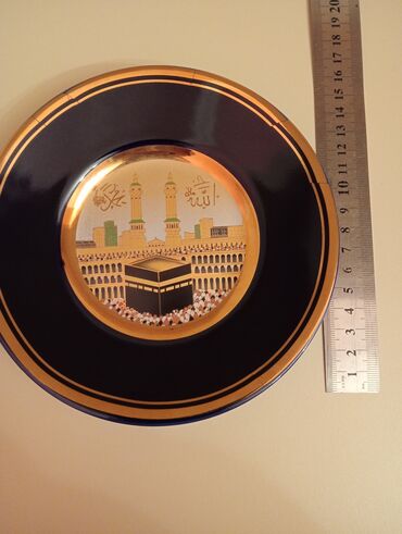 Digər ev dekoru: Yenidir. Dini çaşqa və nəlbəki. Heç bir yerində qırıq yoxdur.Qızılı -da lalafo.az — 7 Digər ev dekoru: Yenidir. Dini çaşqa və nəlbəki. Heç bir yerində qırıq yoxdur.Qızılı — 7