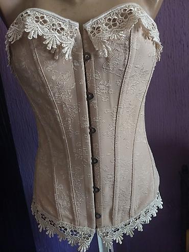 beli halteri: Romantični korzet u boji šampanjca sa čipkom - Model: overbust — 1