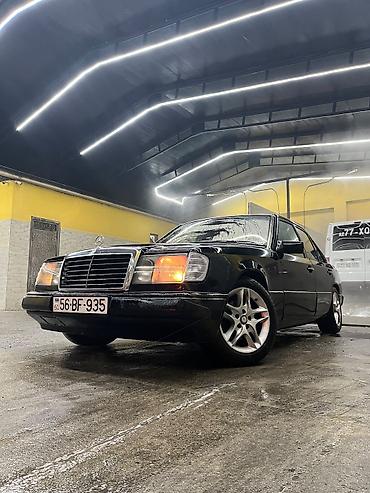 lassa teker 13: Mercedes-Benz W124: 2.6 l | 1991 il Sedan — 8