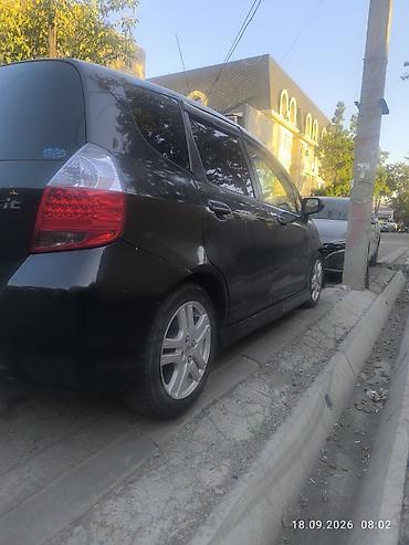 s 63: Сдаю Honda Jazz, Долгосрочно, Без водителя, | Залог — 3