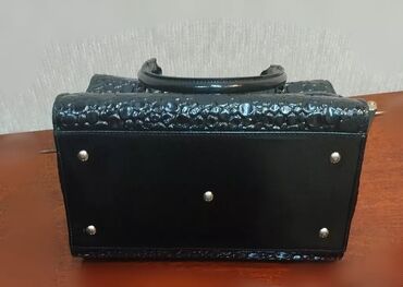 Çantalar: Əl çantası, İşlənmiş — 5