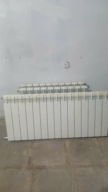 Mətbəx mebeli: Radiator 35 seksiya agirdandi teze kimidir 1 ededi 15 deneli 2 ededi