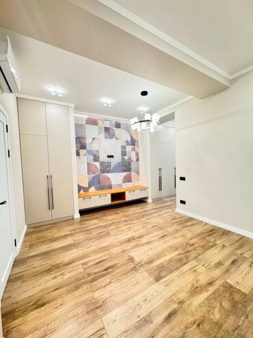 нижний аларча дом продаю: 2 бөлмө, 50 кв. м, Элитка, 5 кабат, Дизайнердик ремонт