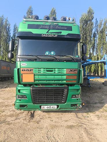 фонари освещения: Тягач, DAF, 2005 г., Тентованный — 1