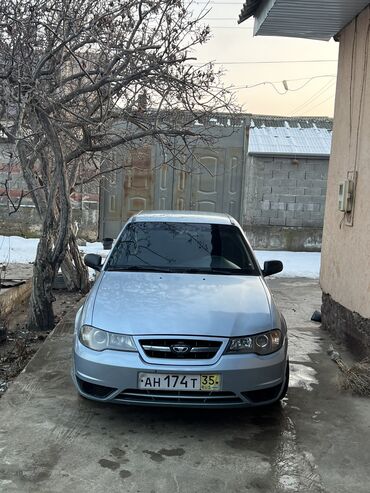 сузак тико: Daewoo Nexia: 2011 г., 1.6 л, Механика, Бензин, Седан