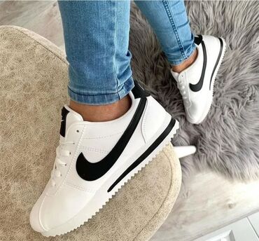 patike forsice: Nike, 37, color - White