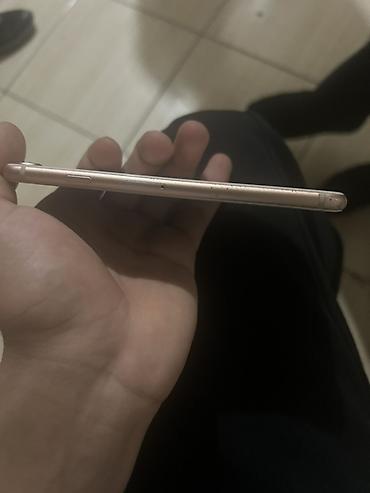iphone 80: IPhone 8, Qızılı, Qırıq — 3