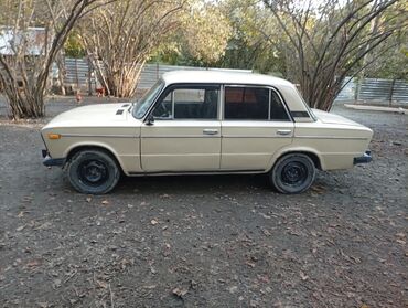 bu disklər vaz r 13: VAZ 2106 sedan - Kuzov: bej rəng, 4 qapı, xrom moldinqlər, qara polad