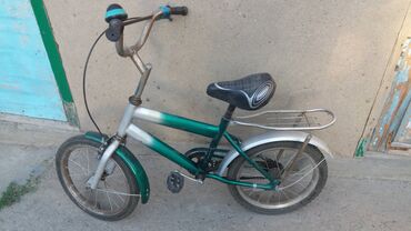 велосипед для детей 16 дюймов: Колеса 16, ремонта и обслуживания не требует,полностью на ходу
