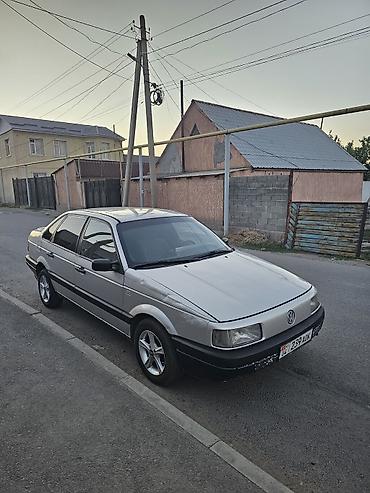 Продажа авто: Volkswagen Passat: 1988 г., 1.8 л, Механика, Бензин, Седан — 3