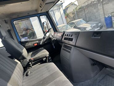 Легкий грузовой транспорт: Легкий грузовик, Mercedes-Benz, Дубль, 3 т, Б/у — 9