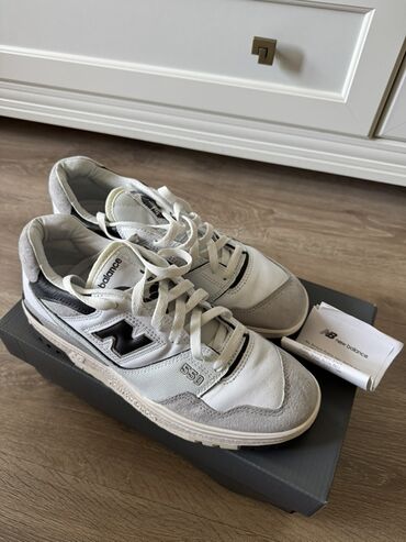белые кеды мужские: Кроссовки, 42, New Balance, Новый, цвет - Белый, Платная доставка, Самовывоз