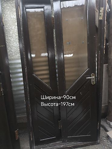 Балконные двери: Межкомнатные двери из чистого дерева, темно-коричневая окраска — 7