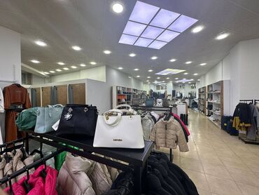 Mağazalar: Yasamalda yerləşən ümumi sahəsi 1550 kv,m olan,obyekt təmirli maqaza — 4