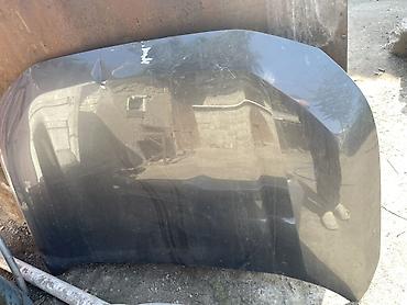 Капот автомобиля RAV4 2021 не много вмятина есть алюминиевая оригинал