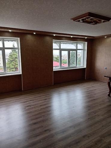 kiraye gence: 🏠 SATILIR! 📍 Ünvan: Gülüstan qəsəbəsi, Araz Marketlə üzbəüz 🏢 — 2