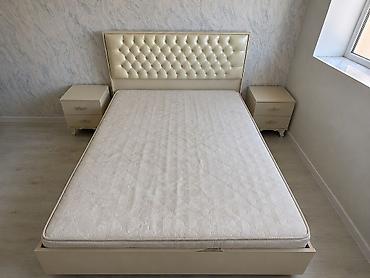 gunəşli: Taxt satılır tumbalarla birlikdə 160₼. matrası var.Ünvan Yeni — 1