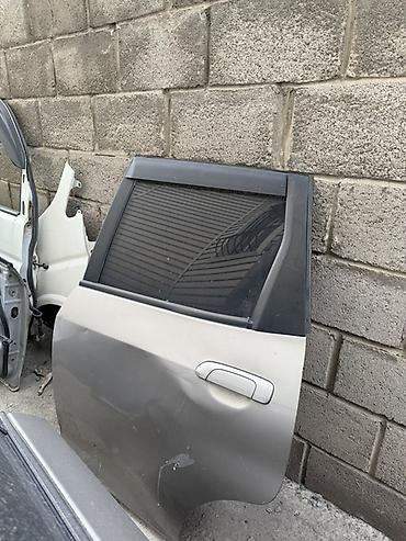 Крышки багажника и комплектующие: Крышка багажника Honda — 12