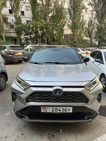 ls 470: Toyota RAV4: 2021 г., Гибрид, Кроссовер — 1
