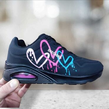 proljetne jakne c a: Skechers