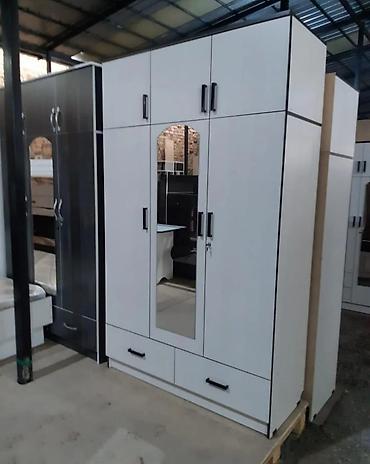 Шифоньеры, шкафы для одежды: Шкаф без зеркало Шкафы из российского ламината Шкаф с зеркалом — 15