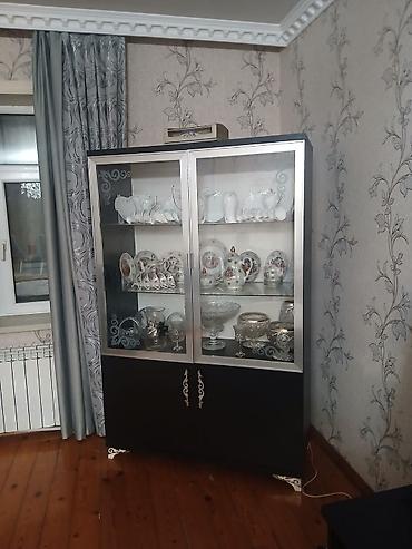 kravat tek: Qara-ağ rəng palitrasında yataq otağı və qonaq otağı üçün dəst mebel — 10