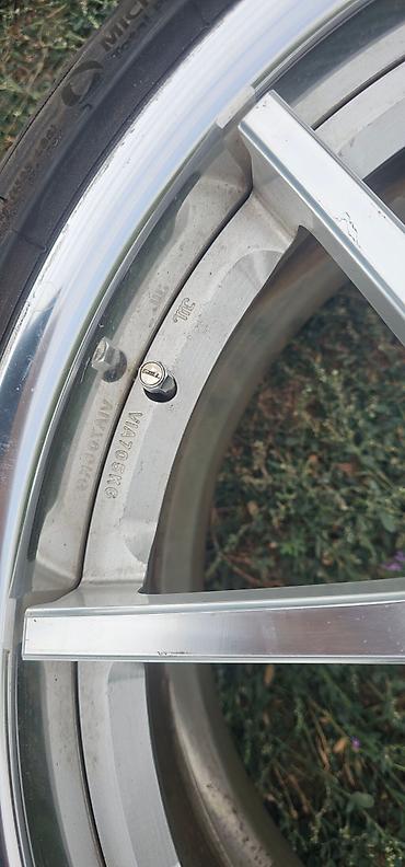 Диски: Литые Диски R 20 Комплект, отверстий - 5, Б/у — 4