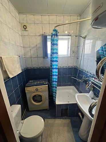 Продажа коттеджей и домов: 3 комнаты, 86 м², 4 соток, Бишкек, 4 мкр Агентство недвижимости — 12