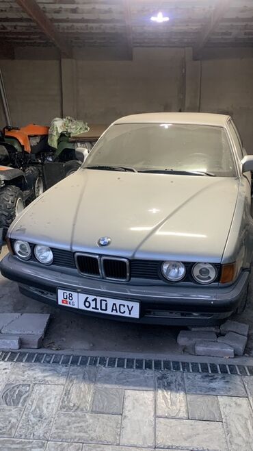 бугатти машина: BMW 7 series: 1987 г., 3 л, Механика, Бензин, Седан