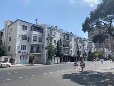 lokbatanda 1 otaqli menziller: Bakı, 28 May, 2 otaqlı, Köhnə tikili, m. 28 may, 50 kv. m