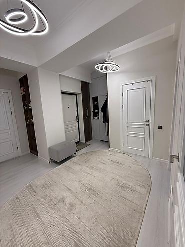 Продажа квартир: 3 комнаты, 80 м², Элитка, 3 этаж, Дизайнерский ремонт — 1