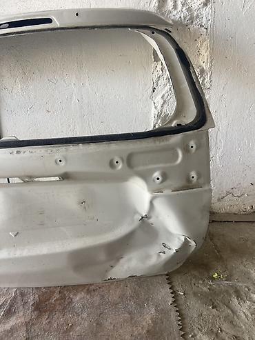 port baqaj: Məhsul: Mitsubishi Outlander arxa hissə detallar - Model uyğunluğu — 2