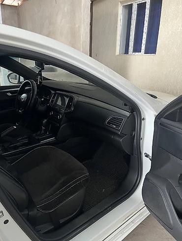 Renault: Renault SM6: 2018 г., 2 л, Автомат, Газ, Седан — 7