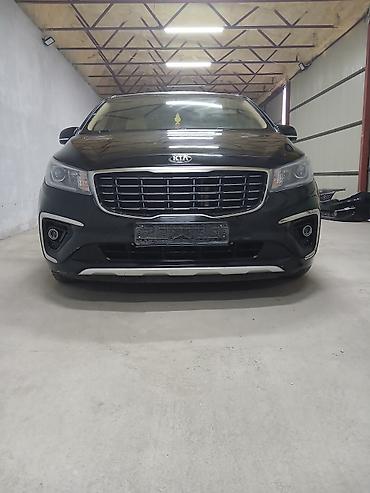 приборка: Kia Carnival: 2019 г., 2.2 л, Автомат, Дизель, Минивэн — 9
